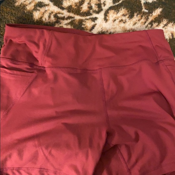 Clothes - Picture 13 of 16